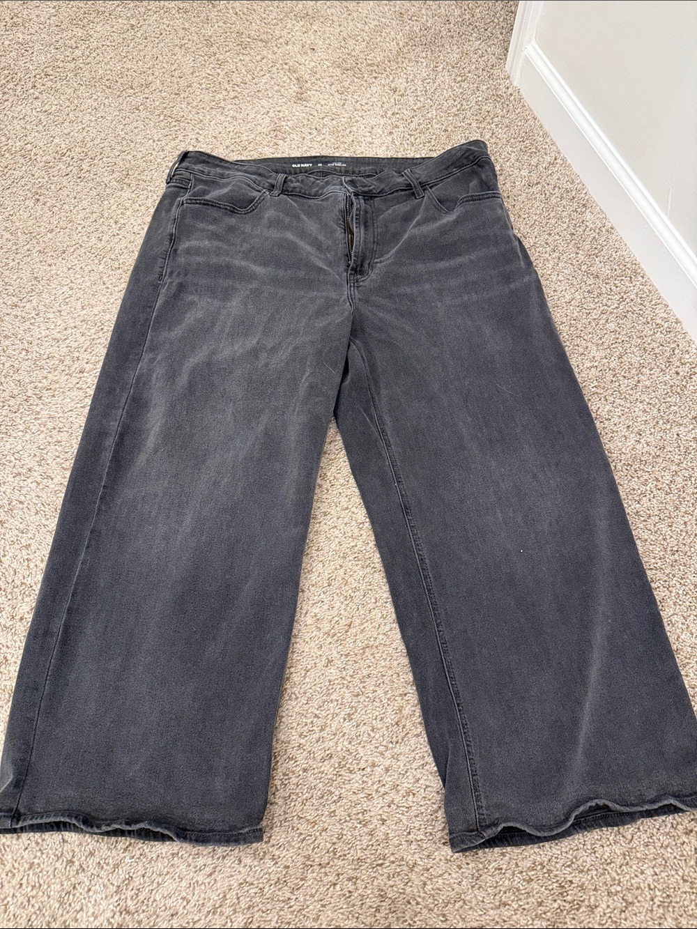 Old Navy black wow wide leg cropped Jeans